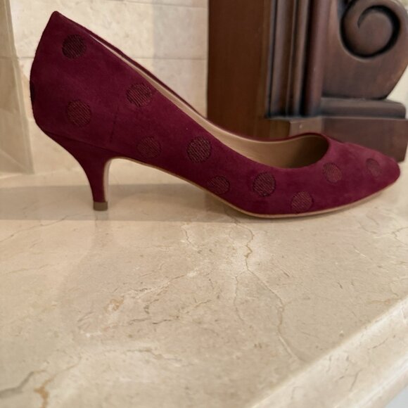 ANTHROPOLOGIE Fun suede polka dot kitten heels - Picture 4 of 8